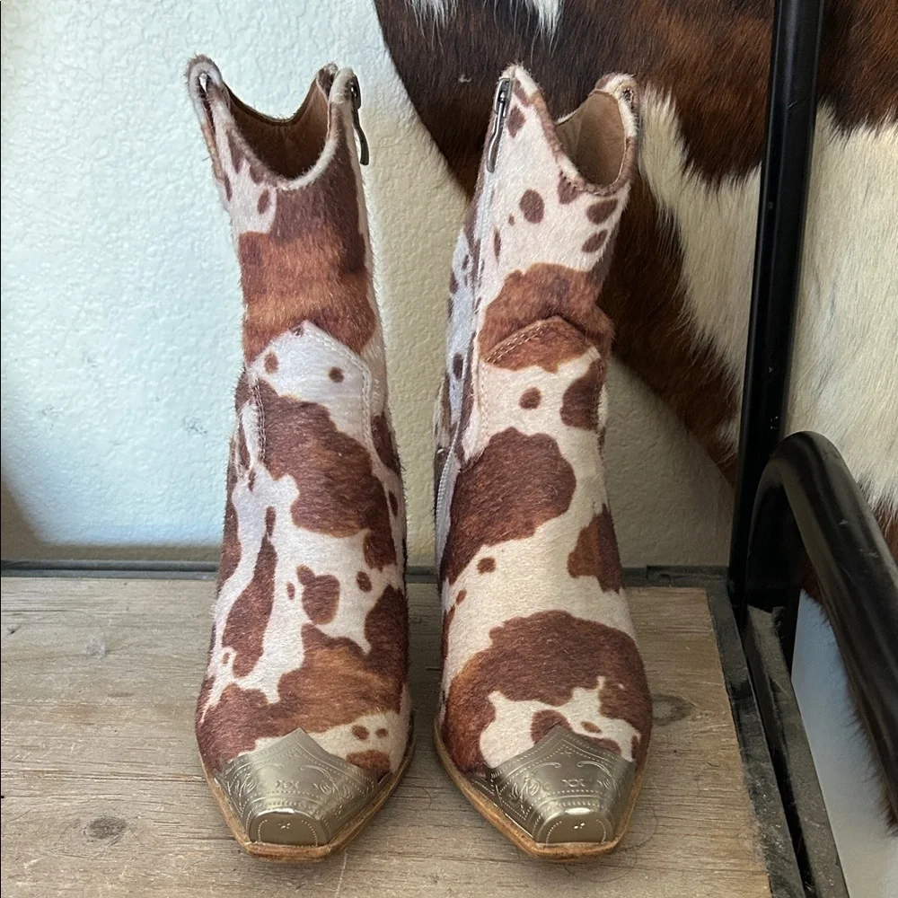 BEAST FASHION Brown and White Cow Print Ankle Boots - Picture 2 of 5